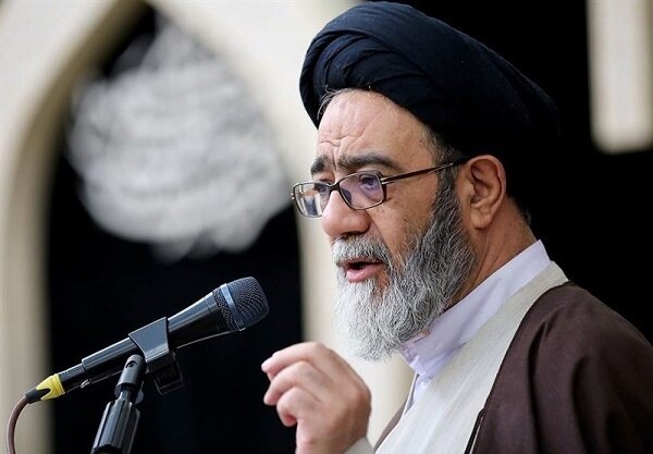 سهام عدالت موجب توازن بین بازار پول و سرمایه می‌شود