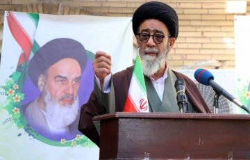 تربیت نیروی متخصص بر اساس نیاز جامعه،منجر به رشد می‌شود