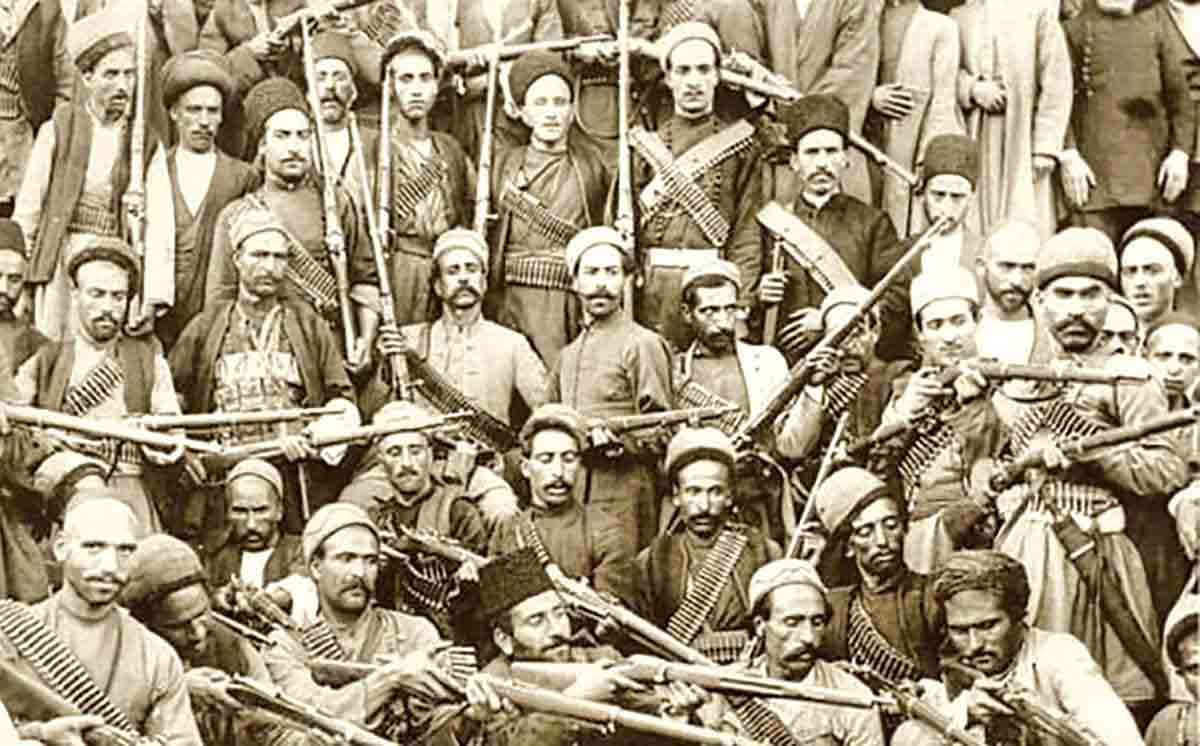 سالروز  پیروزی انقلاب مشروطه/ نقش تبریز و آذربایجان در جنبش مشروطه- پادکست