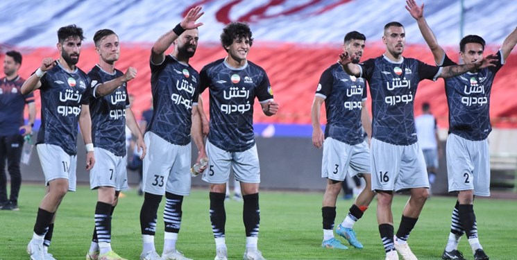تاثیر «فیفا دی» روی پیروزی تراکتور مقابل پرسپولیس!