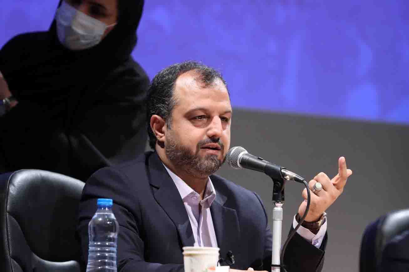 وعده خاندوزی برای جبران خسارت‌ کسب و کارهای اینترنتی