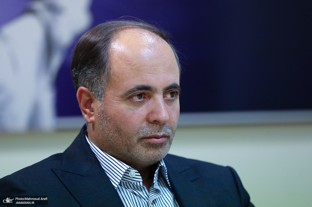 گشت ارشاد جواب نمی‌دهد؛ آیا کسانی که گشت ارشاد با آن‌ها برخورد کرد، مومن و باحجاب شدند؟/ برخوردها و برداشت‌های سلیقه‌ای در حوزه حجاب باید اصلاح شود/ امروز اختیار همه امور از سوی یک جناح پیش می‌رود