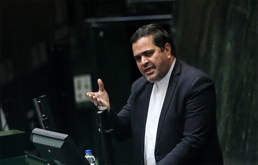 نماینده مجلس: رئیسی درخواست رفراندوم بدهد، مجلس حتما استقبال می‌کند / حجاب را نمیتوان به رفراندوم گذاشت