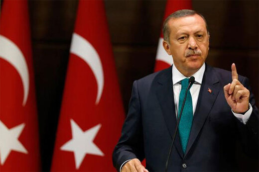 اردوغان: به زودی با تانک‌هایمان برای ریشه‌کن کردن تروریست‌ها وارد عمل می‌شویم