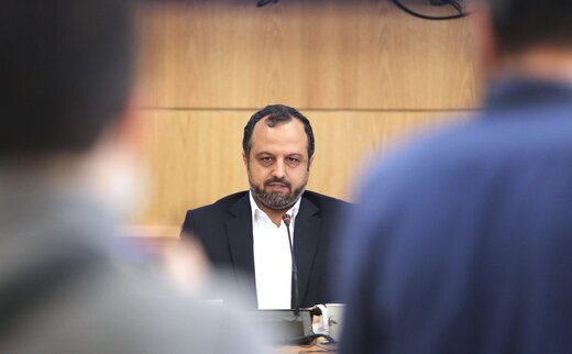 ‌دستور رئیسی ‌برای بررسی علت نوسانات بازار ارز/ خاندوزی: امیدوار به بازگشت ثبات هستیم