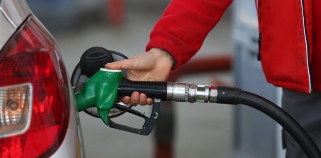 اوجی: دولت هیچ برنامه‌ای برای افزایش قیمت بنزین ندارد