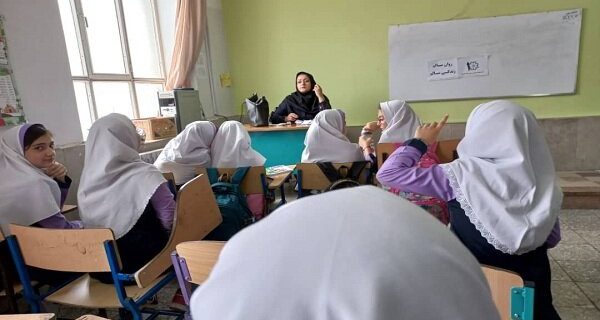 اجرای کارگاه آموزش‌ شهروندی تحت عنوان “روان سالم، زندگی سالم” در مسجد رضویه