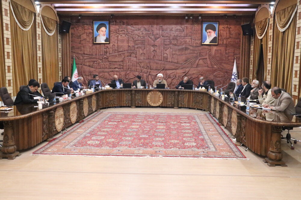 جلسه مشترک نمایندگان مجلس و اعضای شورای اسلامی شهر و شهردار تبریز آغاز شد