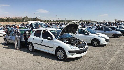ریزش سنگین قیمت خودرو در بازار/ آخرین قیمت دنا، رانا، تارا و پژو