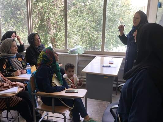 کارگاه آموزشی مهارت فرزند پروری در فرهنگسرای کوثر