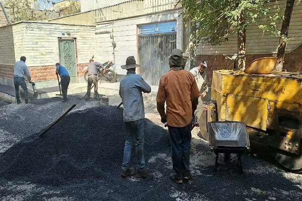 آسفالت ریزی ۷۶۰ تنی شهرداری منطقه ۴ تبریز طی هفته گذشته