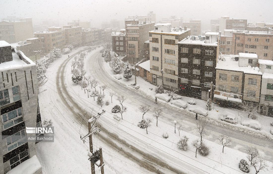 برف و کولاک در راه ایران