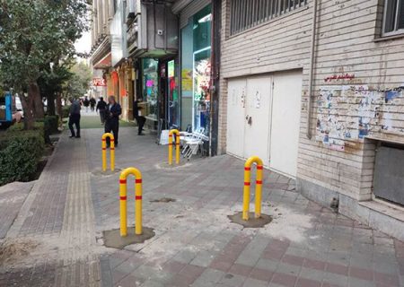 نصب بیش از ۲۰۰۰ موانع ترافیکی در ورودی پیاده راه های حوزه منطقه ۳ تبریز