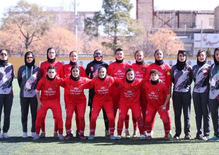 تیم فوتبال بانوان تراکتور به دسته یک صعود کرد