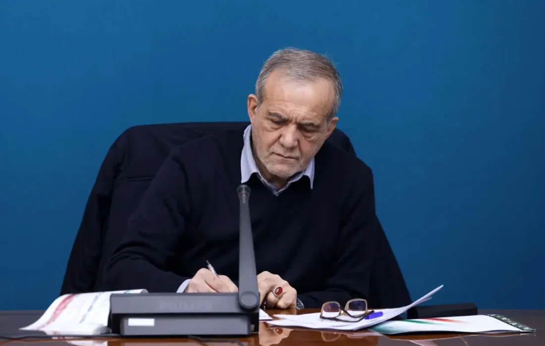 پیام پزشکیان در پی شهادت دانش‌آموزان میناب