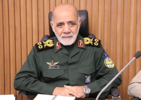فرمانده قرارگاه خاتم: نیروهای مسلح مصمم هستند با مدیریت تنگه هرمز دشمن را به زانو درآورند