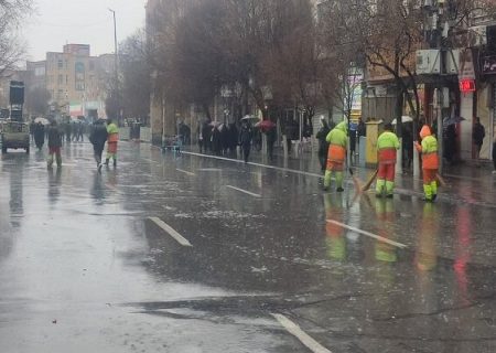 خدمات شهری تبریز بدون وقفه در حال خدمت رسانی به مردم