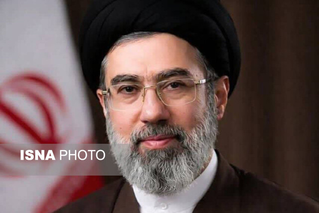 آیتالله سید مجتبی خامنهای رهبر جمهوری اسلامی ایران شدند + زندگینامه