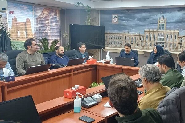 برگزاری جلسه فنی و عمرانی مناطق دهگانه در خصوص پیشبرد پروژه‌های عمرانی