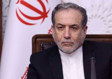 دیدار عراقچی با پادشاه عمان در مسقط
