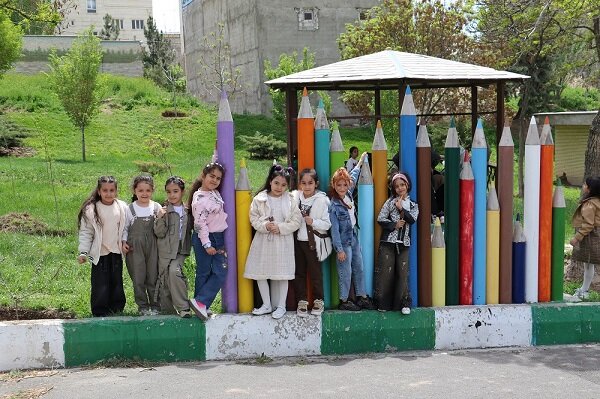 میزبانی فرهنگسرای الغدیر از اردوی فرهنگی دانش‌آموزان به‌مناسبت روز معلم