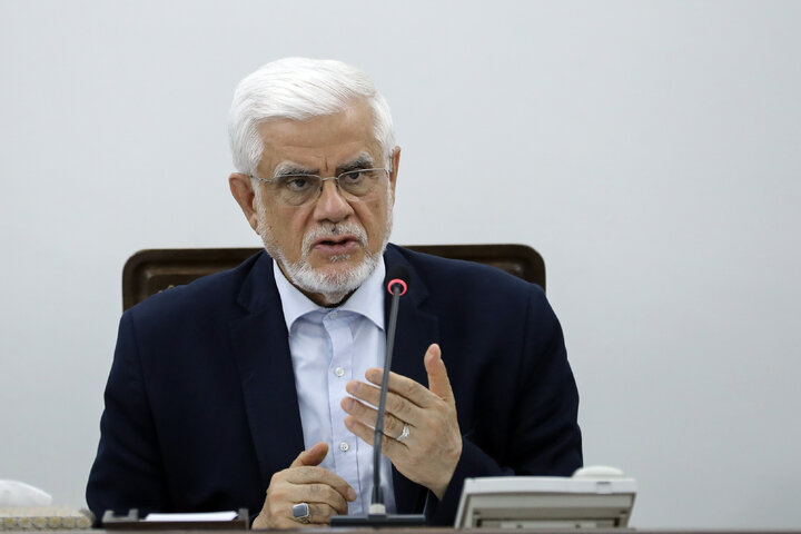 عارف: اصلاح حقوق کارمندان برای دوره بازنشستگی در حال پیگیری است