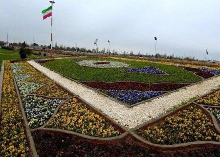 طراحی و کاشت ۹۵ تخته فرش گل در نوروز ۱۴۰۵