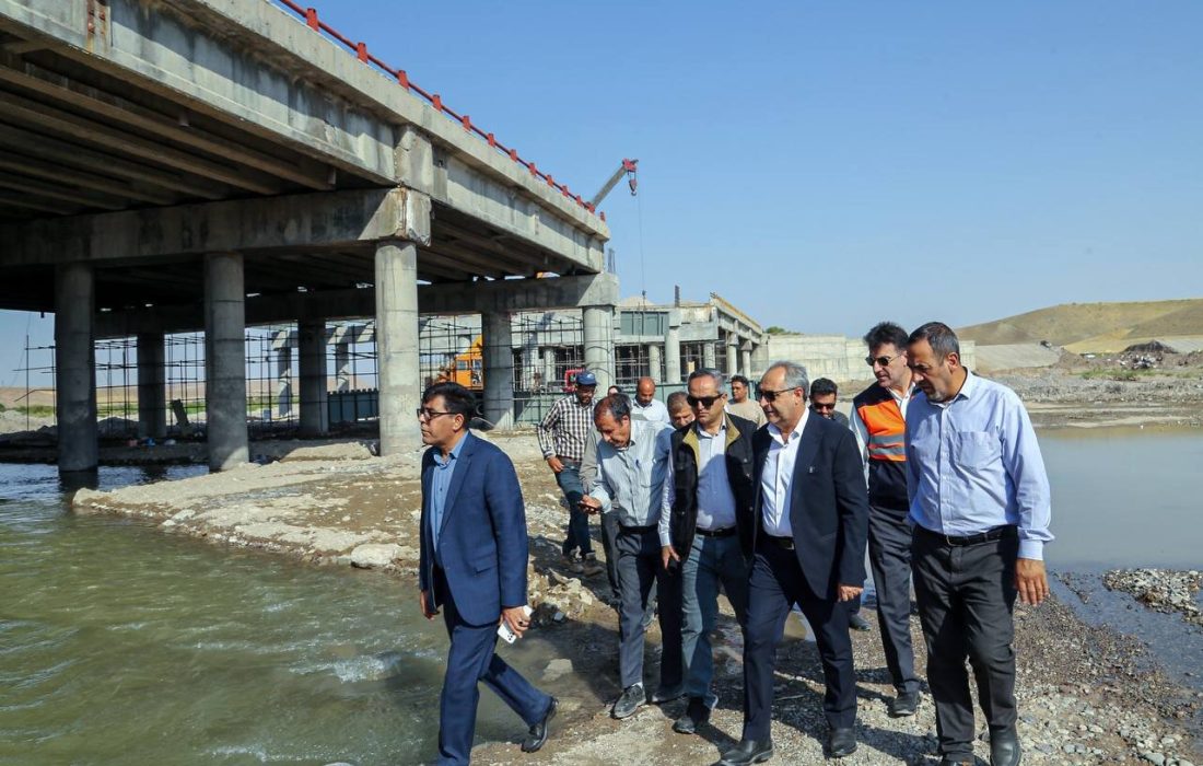 بازدید استاندار آذربایجان‌شرقی از پل هشترود و آزادراه تبریز–زنجان