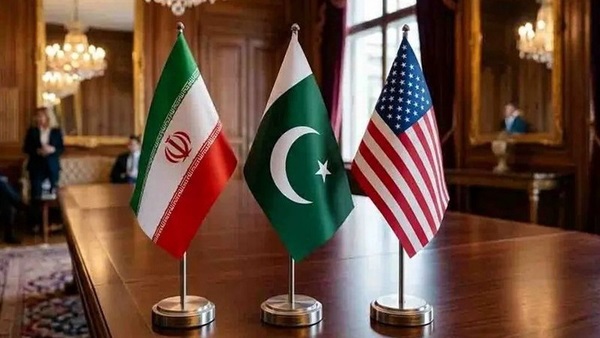 دعوت فوری پاکستان از عراقچی برای سفر به اسلامآباد