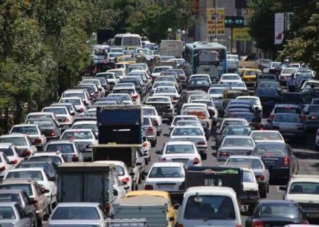 ترافیک سنگین و کمبود جای پارک؛ دو چالش اصلی شهروندان تبریزی در سفرهای روزمره